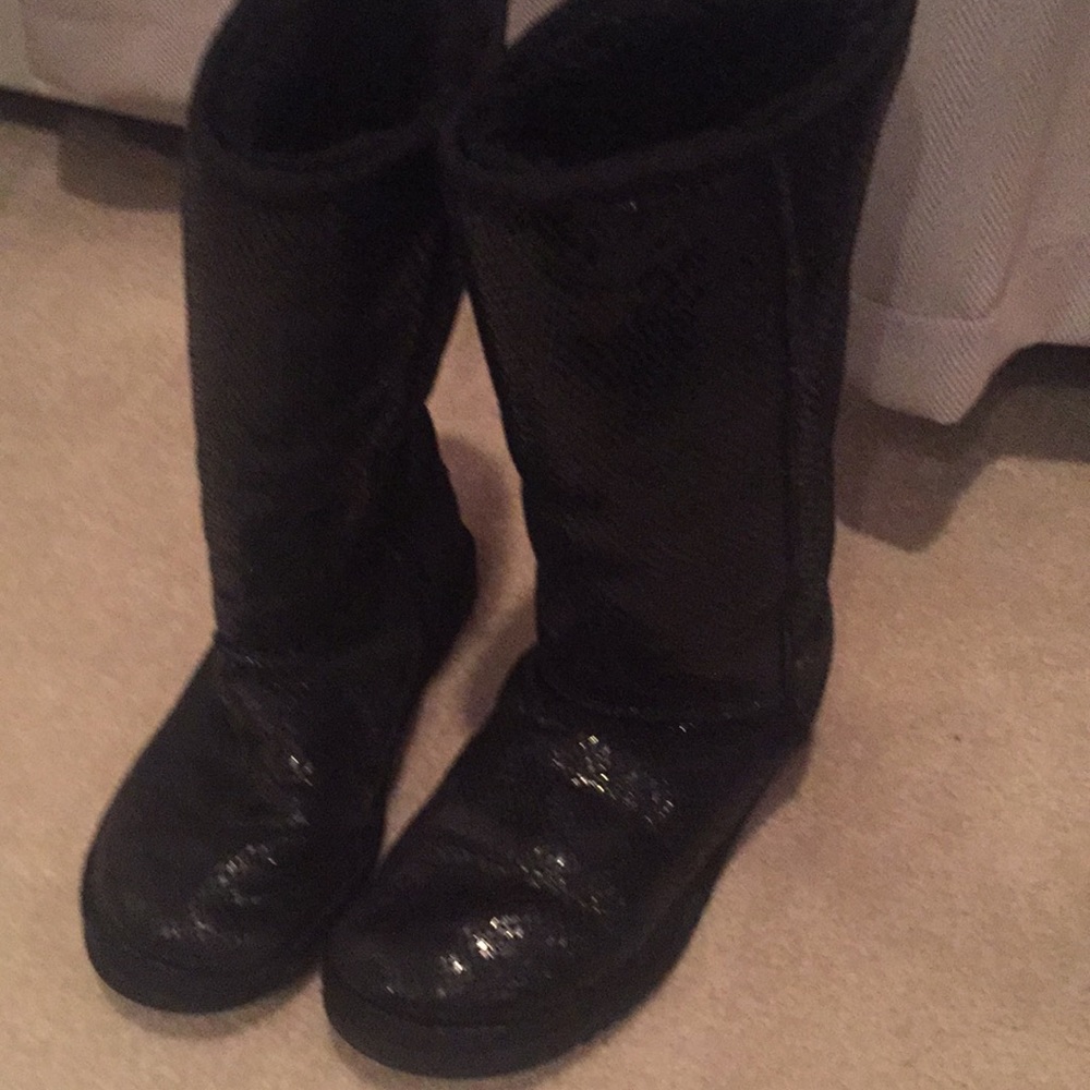 Black snakeskin tall Uggs
